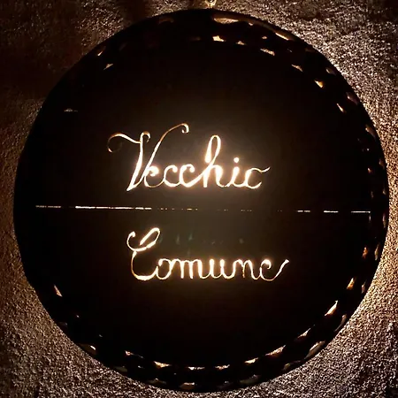 Il Vecchio Comune Oda ve Kahvaltı