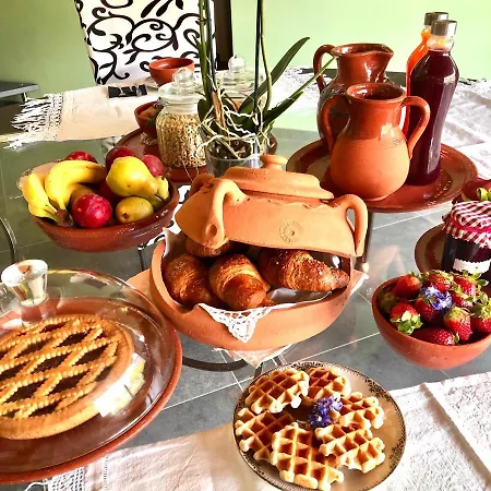 Il Vecchio Comune Oda ve Kahvaltı 3*