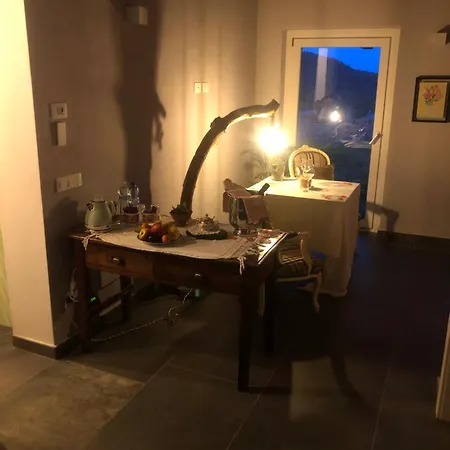 Il Vecchio Comune Oda ve Kahvaltı